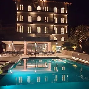 4* Hotel Ristorante Al Caminetto Worldhotels Crafted Adults Only