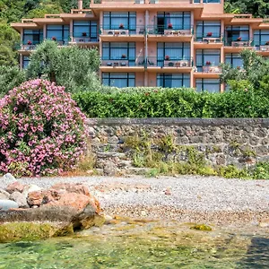 Wieland Torri Del Benaco