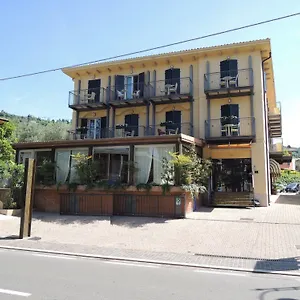 Al Caval Torri Del Benaco